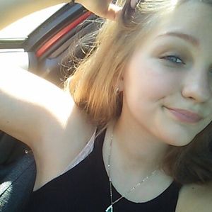 Meet your Posher, Amanda